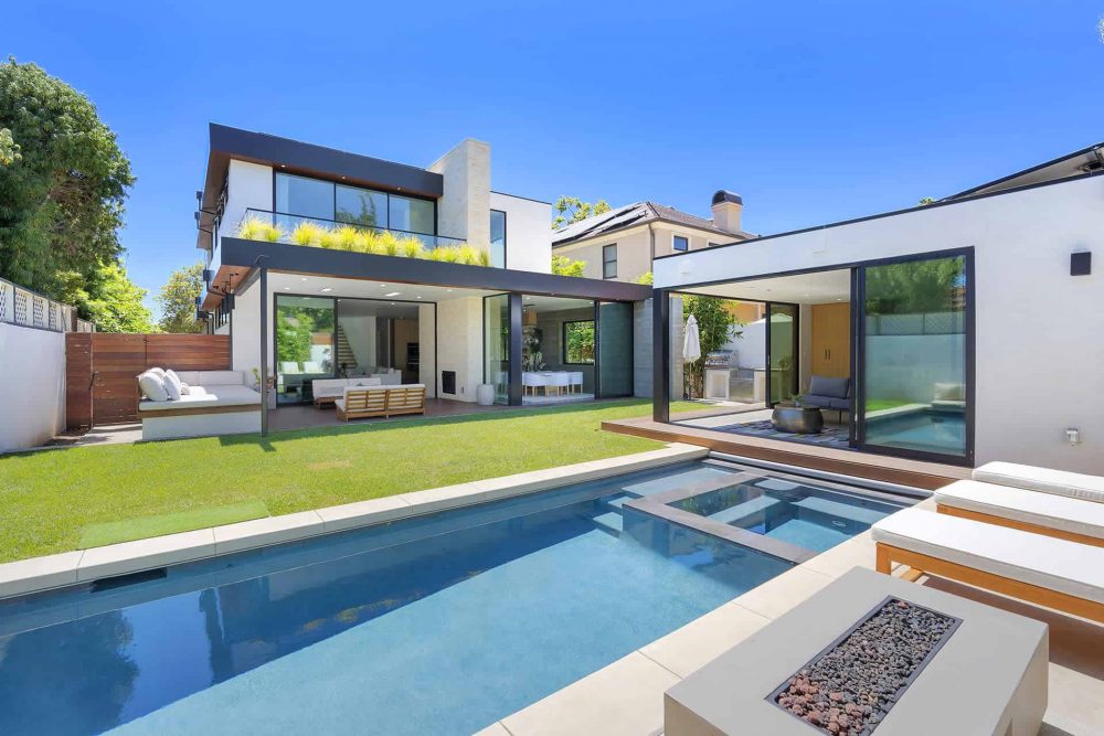 Airbnb to Leave New York City?